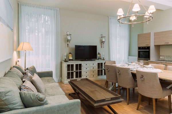 Hotel Wooden Villa (Jūrmala)